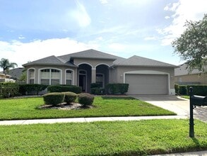 Building Photo - Beautiful 4 bed 3 bath plus Office and Pri...
