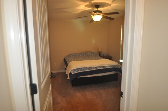 Building Photo - 142 Vineland Pkwy Dr