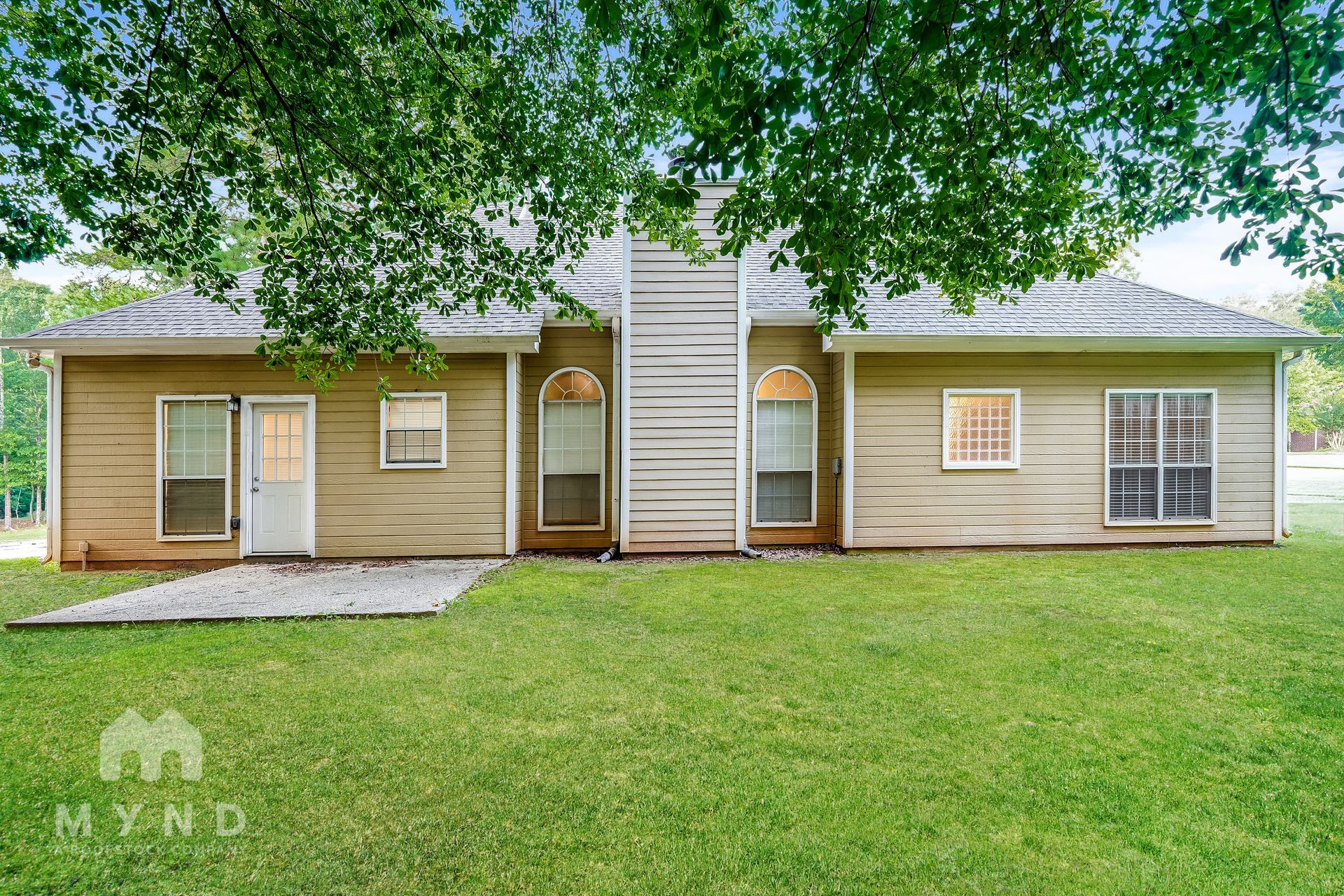 Building Photo - 325 Shelby Forest Dr