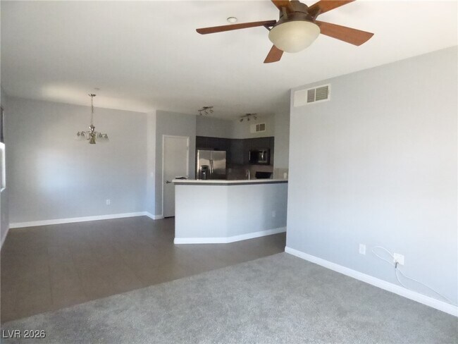 Building Photo - 50 Aura de Blanco St