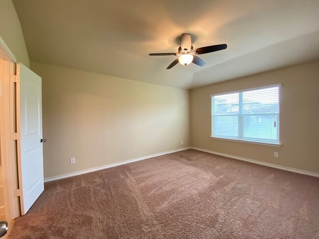 Building Photo - 7402 Equinox Corner