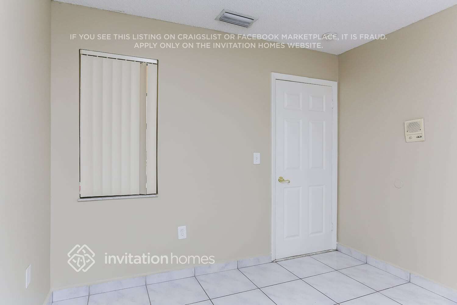 Building Photo - 4705 SW 143rd Ave