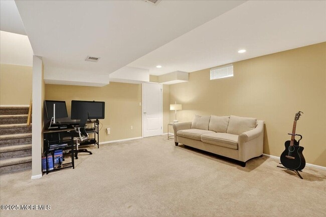 Building Photo - 7 Lucia Ct