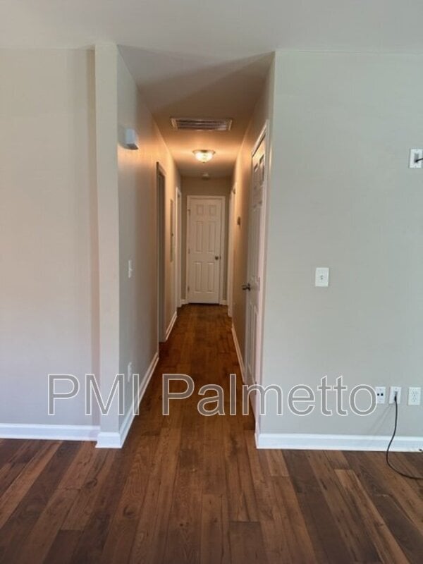 Building Photo - 753 Murray Lindler Rd