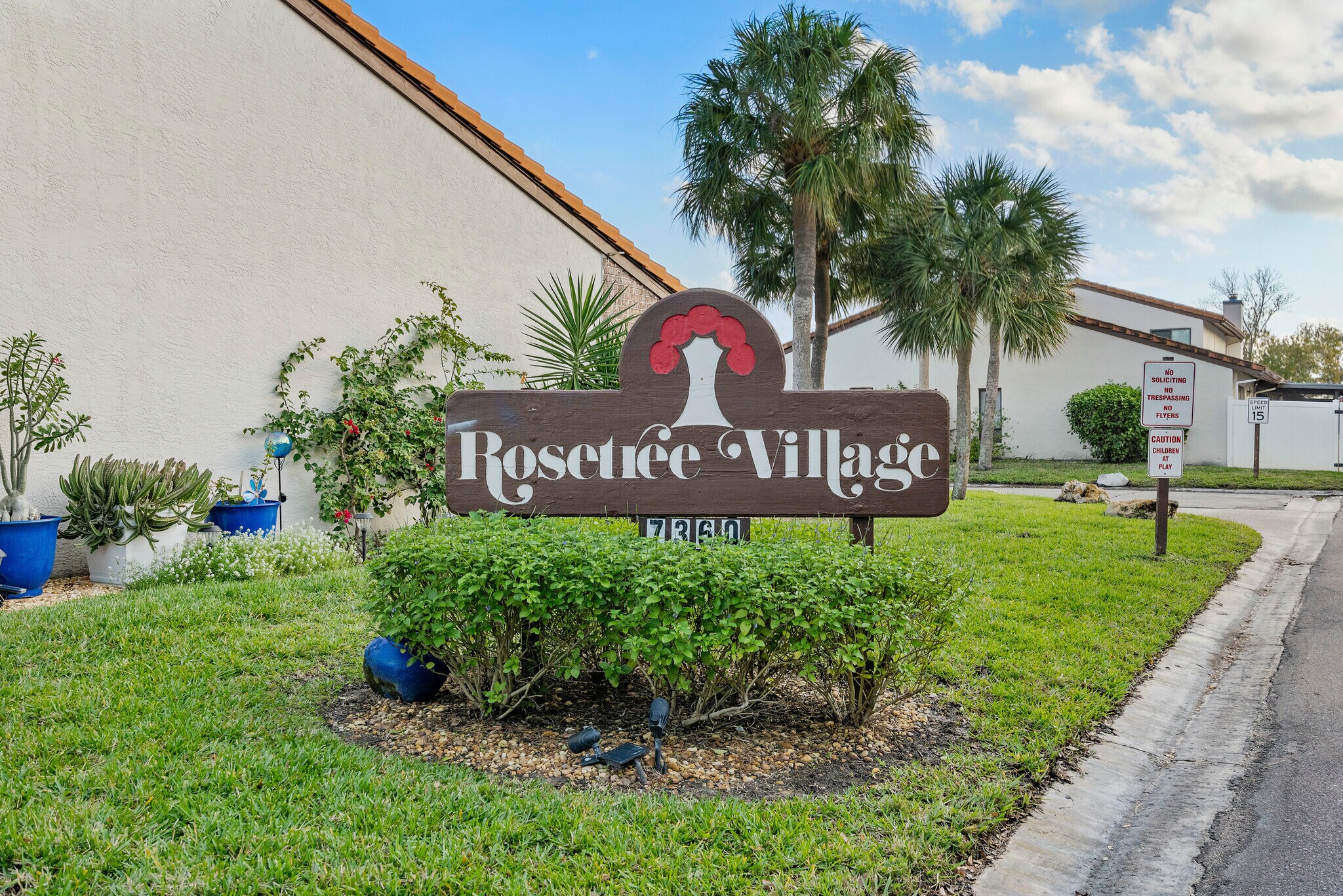 Building Photo - 7360 Ulmerton Rd