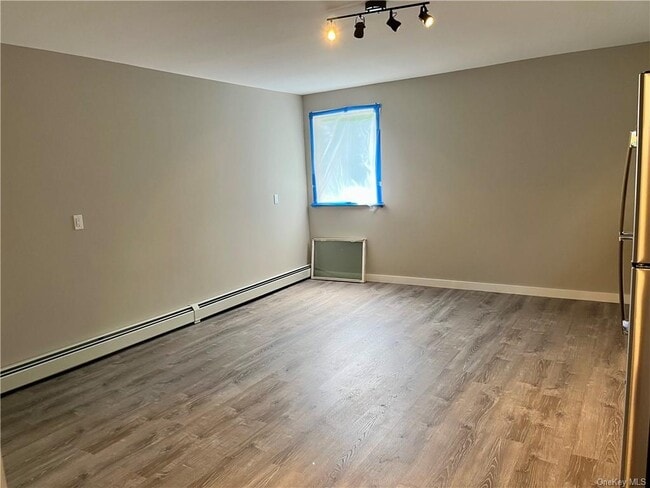 Building Photo - 46 Sunset Dr