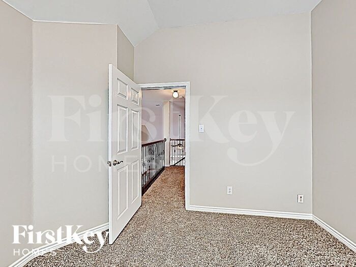 Building Photo - 304 Wisteria Way