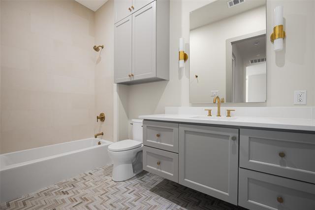 Building Photo - 6984 Santa Barbara Dr