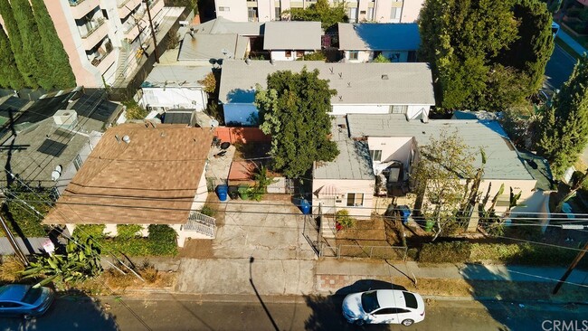 Building Photo - 6673 Lexington Ave