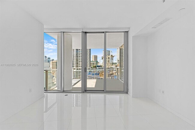 Building Photo - 851 NE 1st Ave