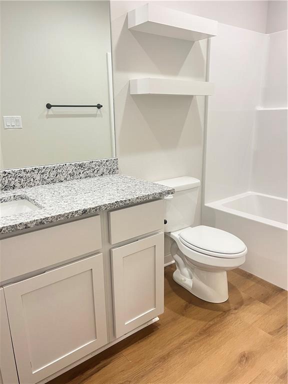 Building Photo - 552 Cosmos St