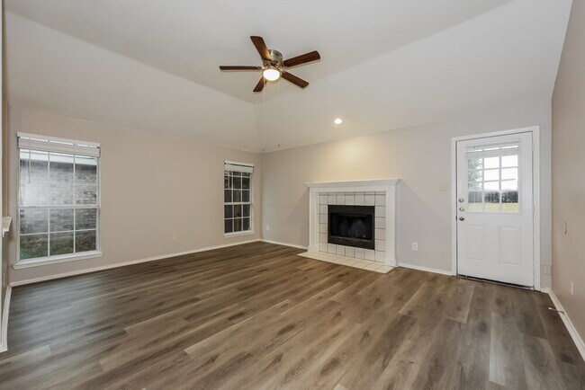 Building Photo - 5002 Wordsworth Dr