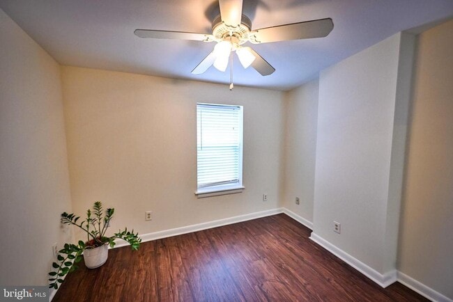 Building Photo - 1601 Marshall St