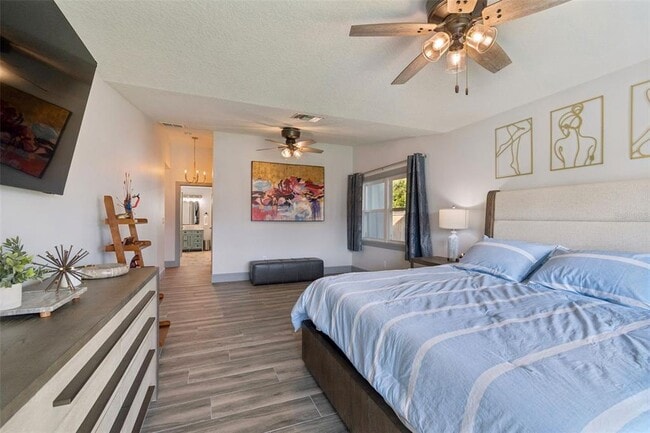 Building Photo - 292 Sunlit Cove Dr NE