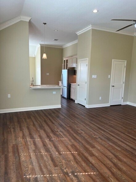 Building Photo - 12604 Plassmeyer Ct