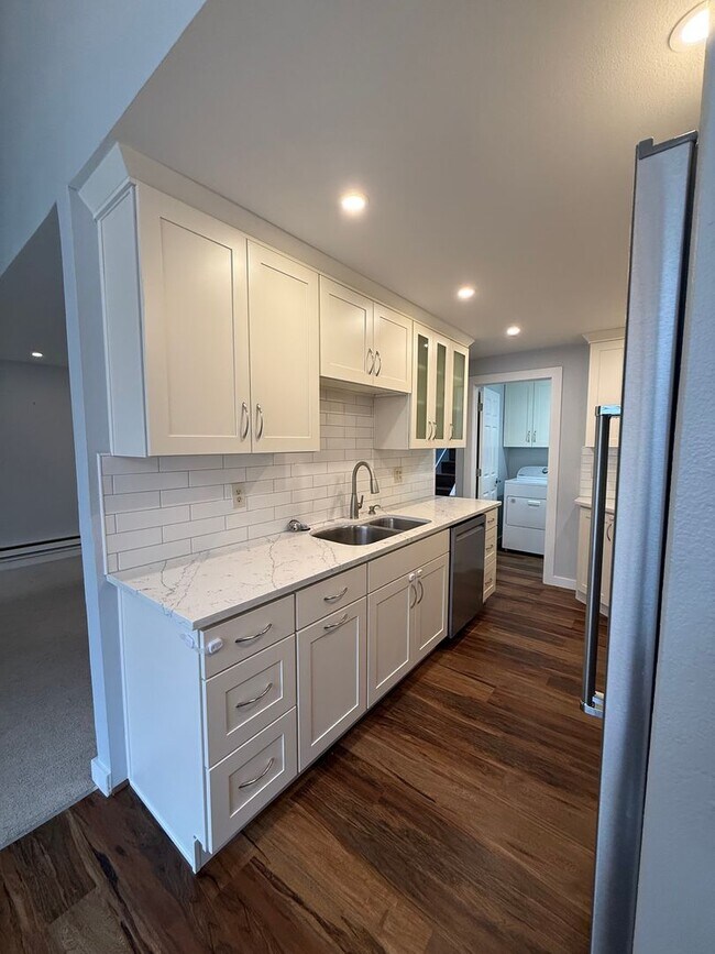 Building Photo - 19117 Ballinger Way NE