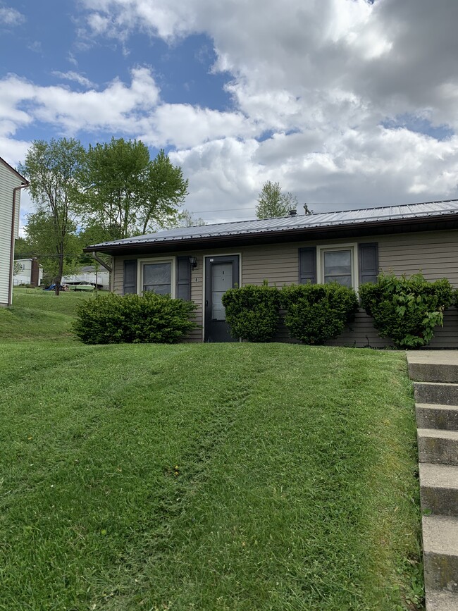 Primary Photo - 1249 Green Valley Dr