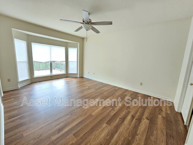 Building Photo - 119 Carlton Point Dr