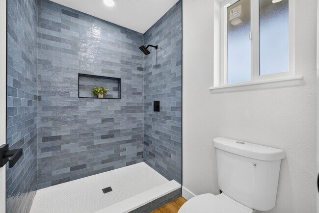 Building Photo - 13324 San Martin Pl