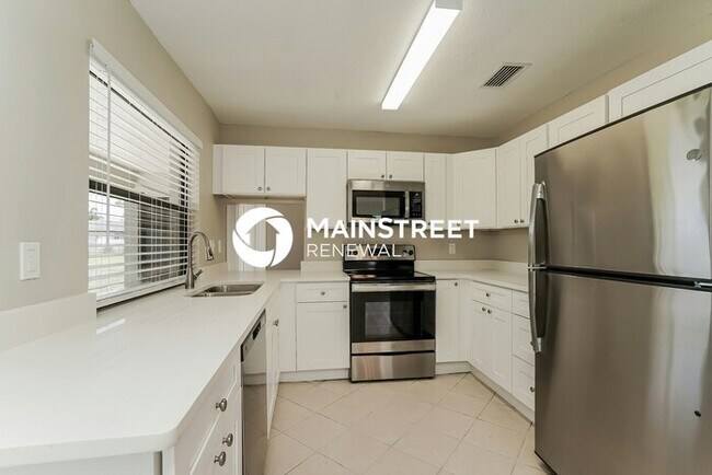 Building Photo - 3 Bedroom Pet-Friendly Home in CAPE CORAL, FL with Main Street Renewal