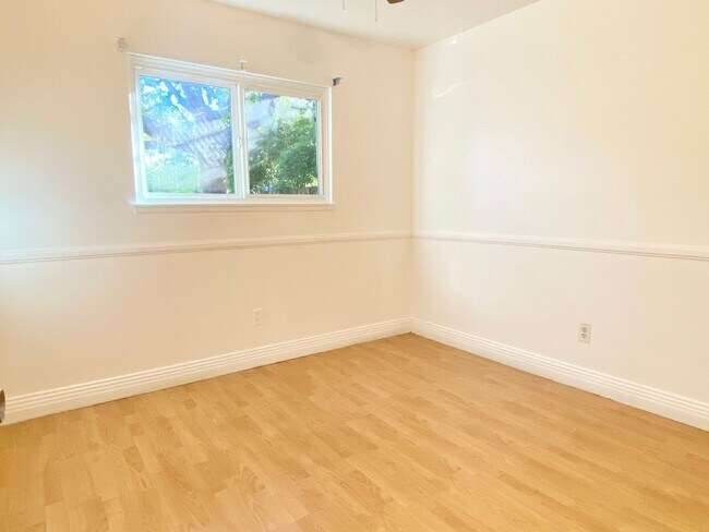 Building Photo - Beautiful Single Story Home Across From Ro...