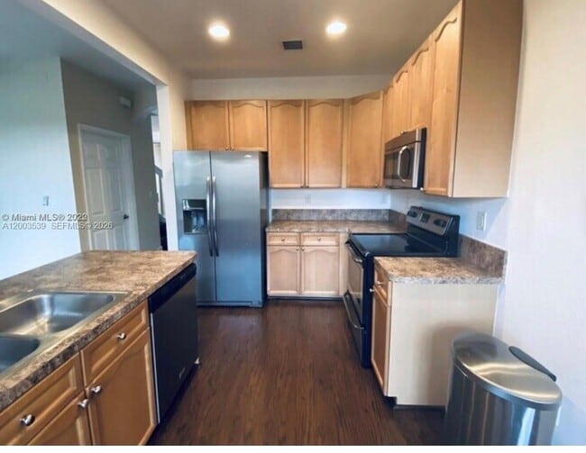 Building Photo - 3164 Merrick Terrace