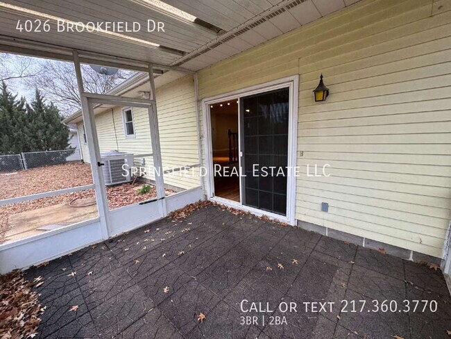 Building Photo - 4026 Brookfield Dr