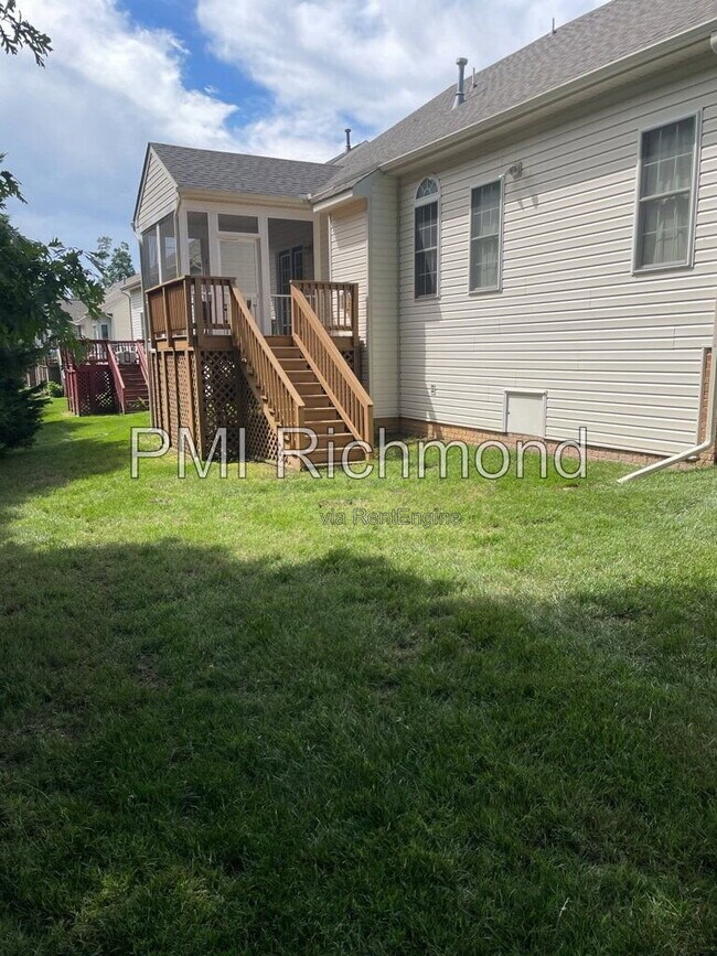 Building Photo - 14636 Sailboat Cir