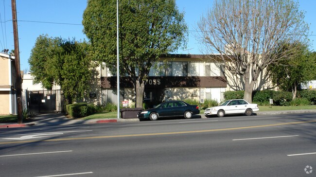 Building Photo - Sepulveda Apartments