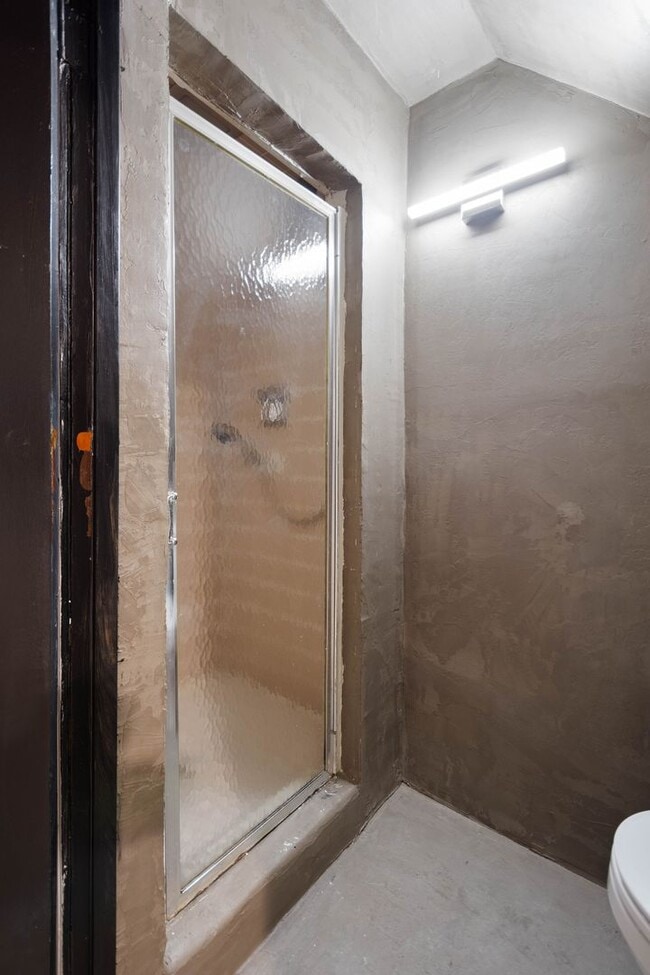 Building Photo - READY FOR MOVE-IN! Don't miss this FULLY RENOVATED 3-bedroom in Baldwin!