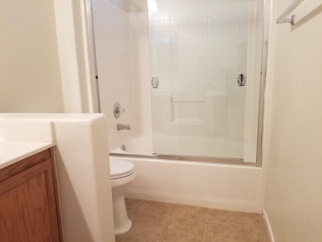 Building Photo - Ready now !!!! COZY ONE STORY THREE BEDROO...
