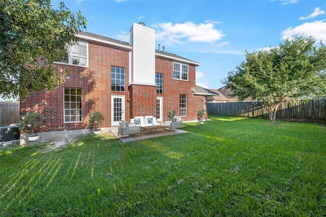 Building Photo - 302 Harbor Cir
