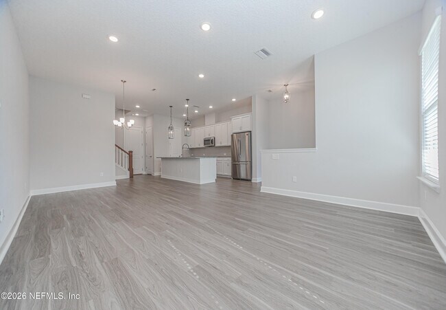 Building Photo - 33 Ibiza Ct