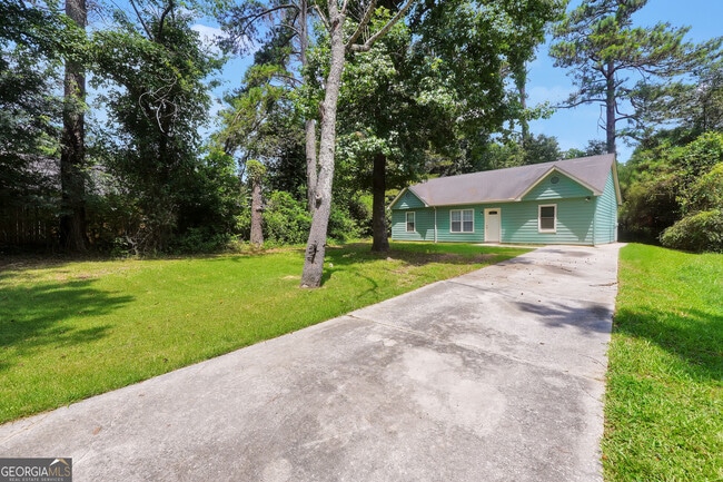 Building Photo - 9202 Fairway Ct