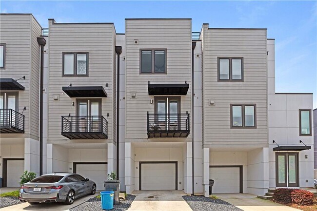 Building Photo - 415 Gartrell St SE