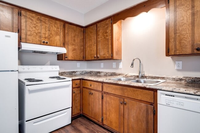 Building Photo - 1184 Meadowview Dr