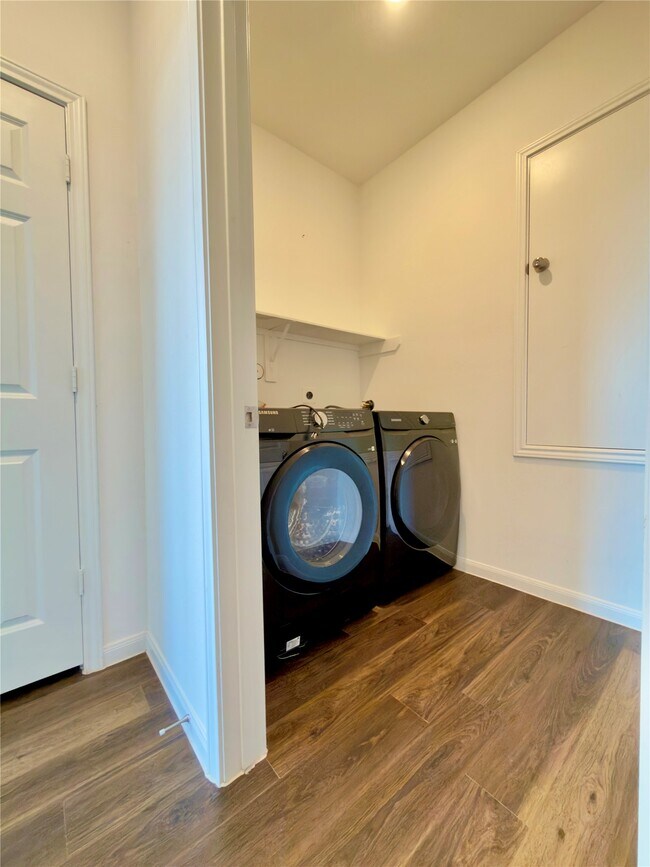 Building Photo - 10647 Cashew Run Ln