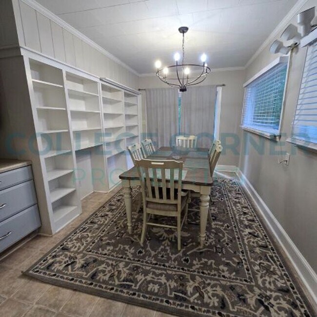 Building Photo - 139 Rosedale Cir