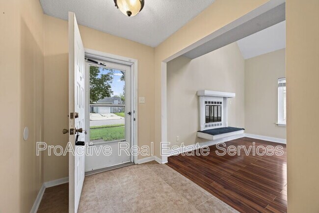 Building Photo - 5025 Halwell Dr