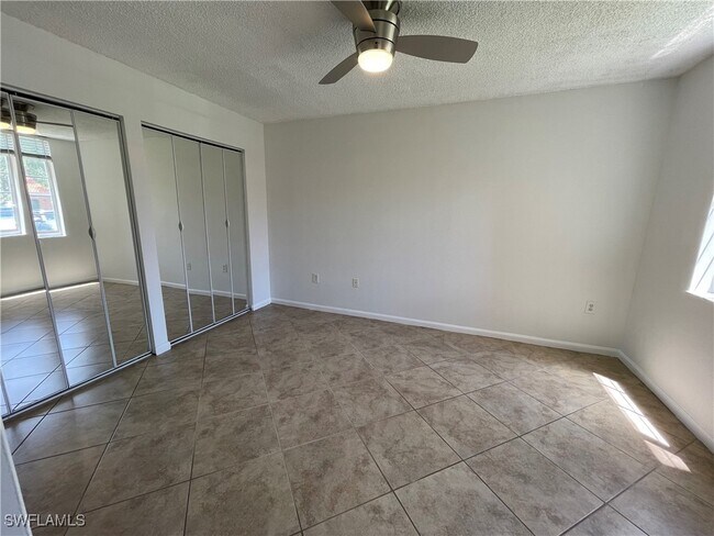 Building Photo - 1210 Wildwood Lakes Blvd