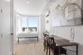 Building Photo - 1726 H St NE