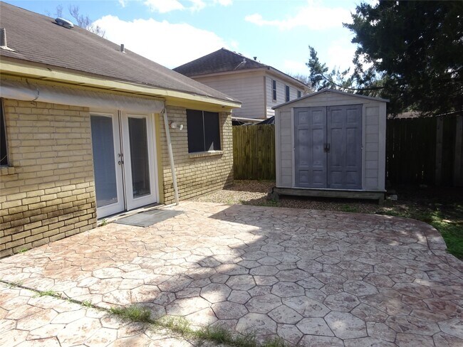 Building Photo - 9631 E Savile Cir