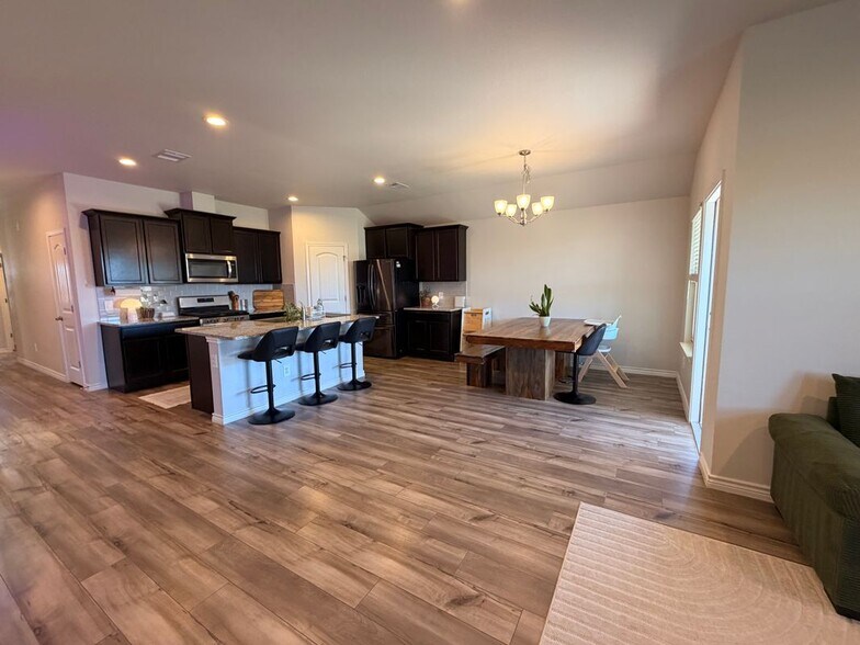 Building Photo - 2765 Excelsior Blvd