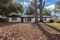 Building Photo - 903 Joel Dr