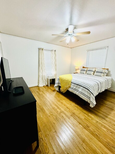 Building Photo - 4017 Osby Dr
