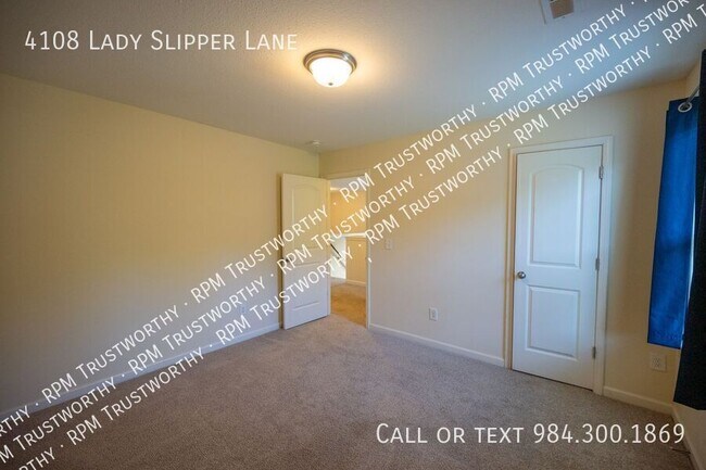Building Photo - 4108 Lady Slipper Ln