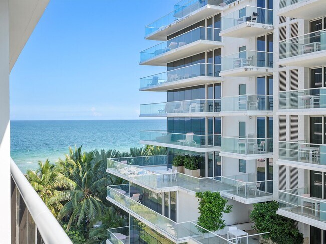 Building Photo - 9455 Collins Ave