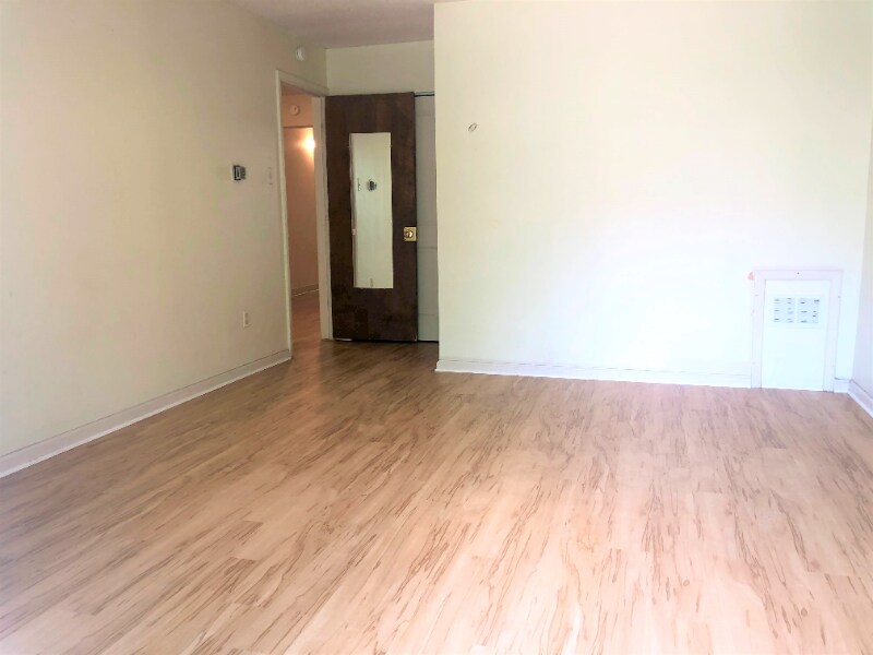 Building Photo - 6350 Forward Ave