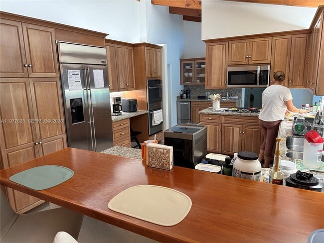 Building Photo - 6399 SW 100th St