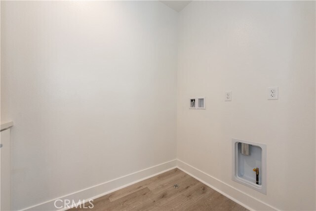 Building Photo - 160 Orange Grv
